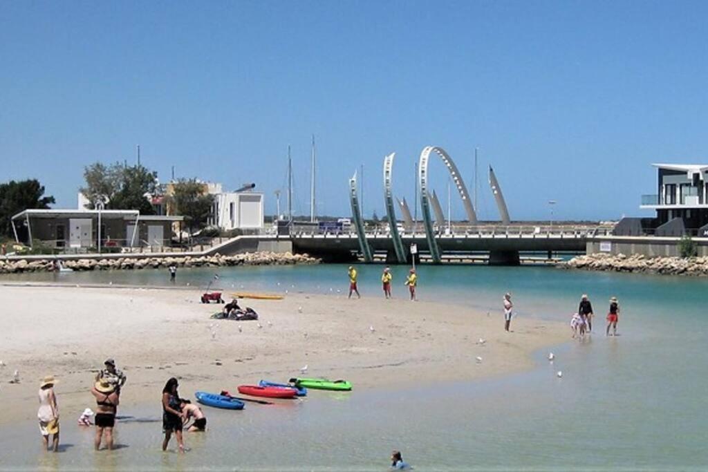 Maraboo Island Beachfront * Fremantle